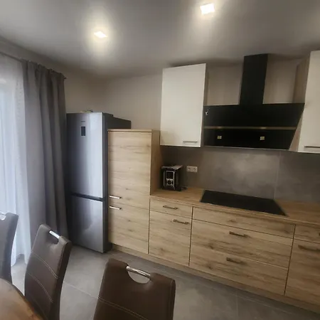 Five Gæstehus Makarska