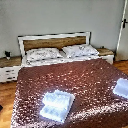 Gæstehus Five Makarska